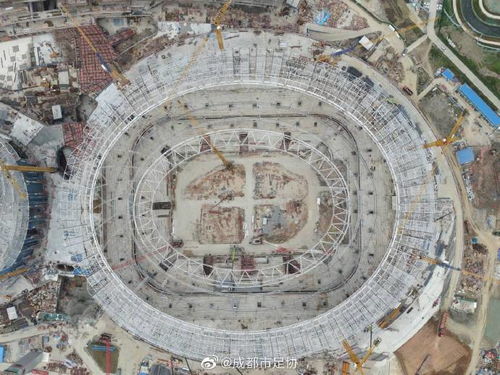 成都鳳凰山足球場逐漸完成主體工程,已進(jìn)入內(nèi)部裝修階段